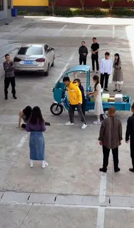 《天选打工人》：娶到完美女上司，是血赚还是血亏？女神老婆剧情太上头！